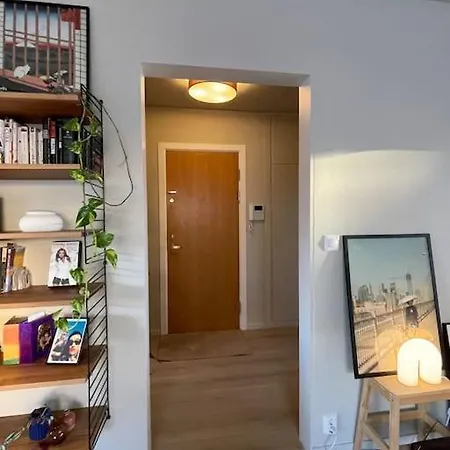 A Cosy Flat At Manglerud *